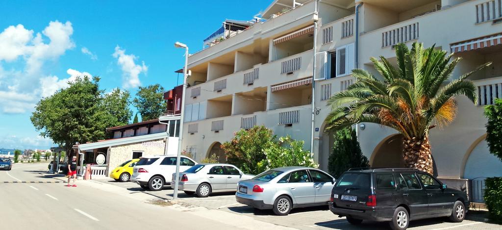 Beach Apartment Sveti Filip I Jakov - Turanj Bagian luar foto