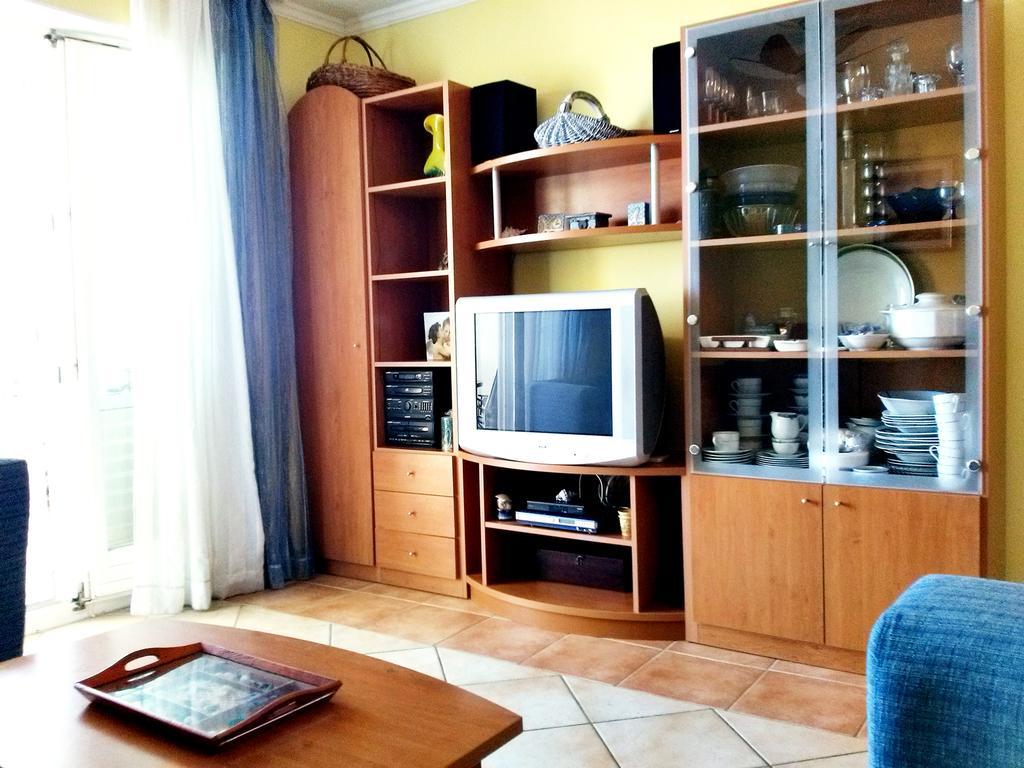 Beach Apartment Sveti Filip I Jakov - Turanj Bagian luar foto